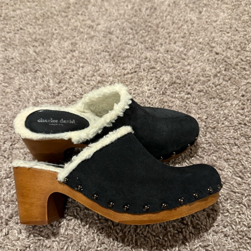 Charles David Suede Mules In Black Made in Italy , EU 39/8-8.5US
